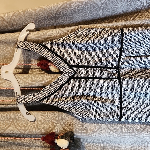 Mossimo Dress - Picture 2 of 6